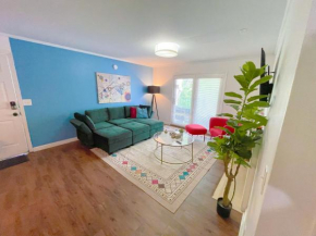 Minutes to Broadway Large 2Br-2Ba with Patio-Balcony & Opt private parking